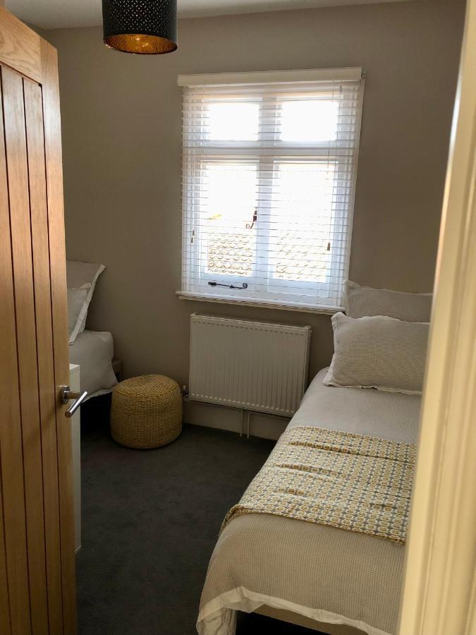Stunning 2 Bed Georgian Apartment Swafield Экстерьер фото